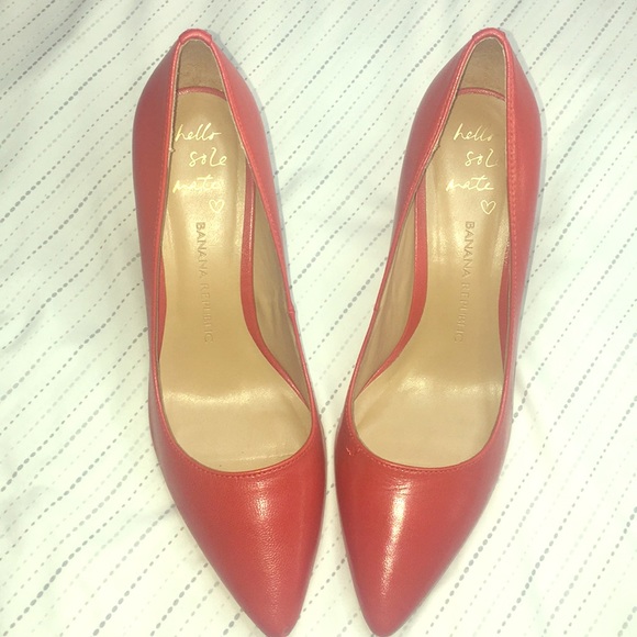 Banana Republic Shoes - Banana Republic